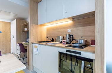 Classic Studio, Venti House, 8 Grove Crescent Road, Stratford, London - Image 2